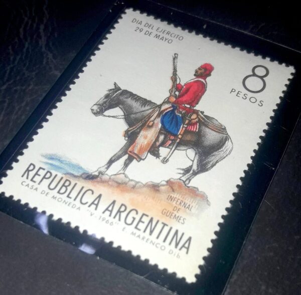 estampillas-argentina-compra-venta-canje-mint-dia-ejercito-uniformes-