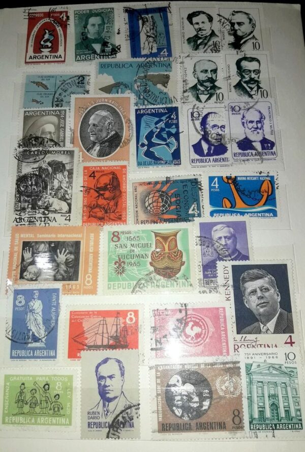 se vende clasificador estampillas sellos filatelia coleccion lote album philatelist philatelic stamps