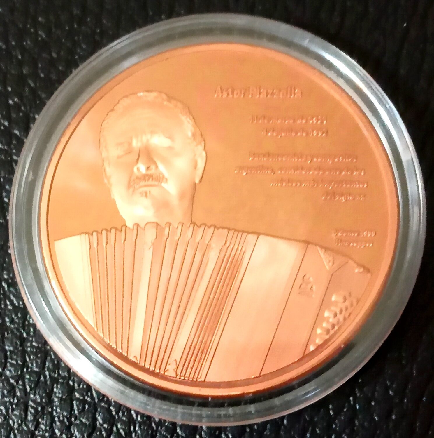 NUMISMATICA ARGENTINA MEDALLAS ASTOR PIAZZOLLA